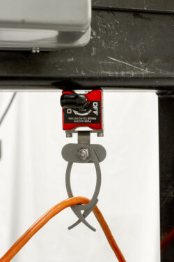 HH110 R Hanging Hook App 01